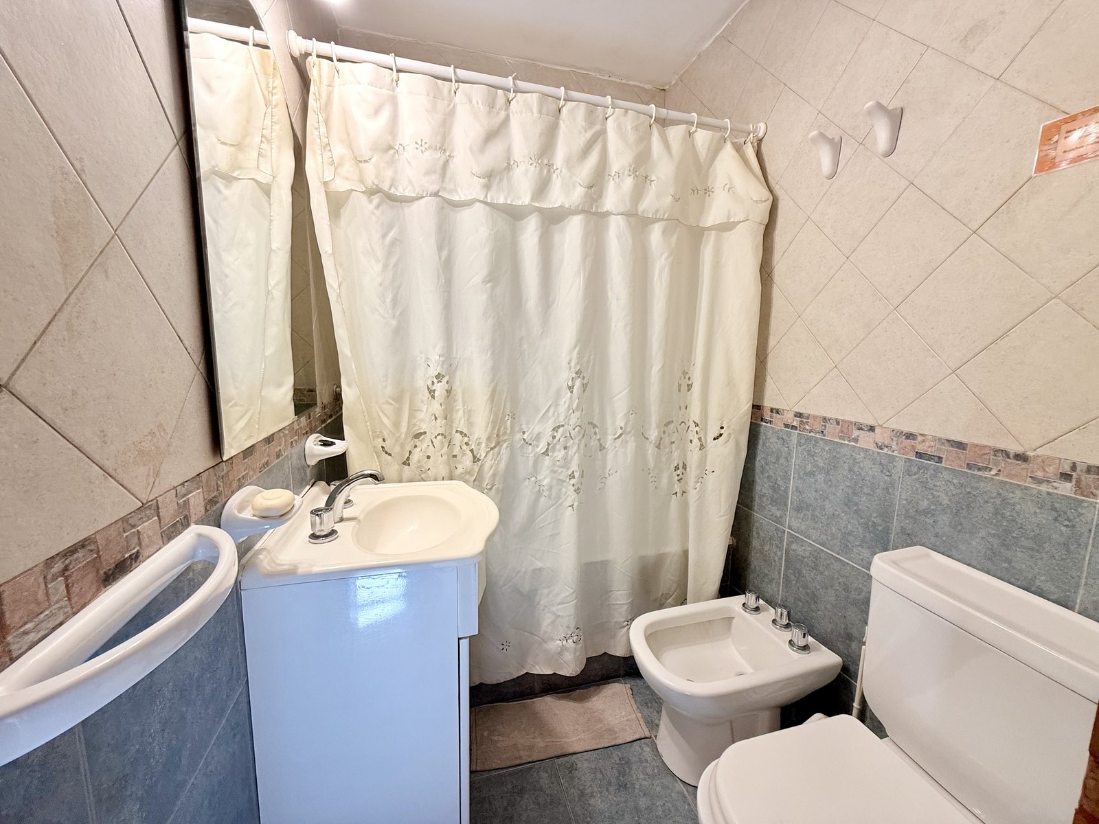 Segundo baño de la cabaña tipo 2